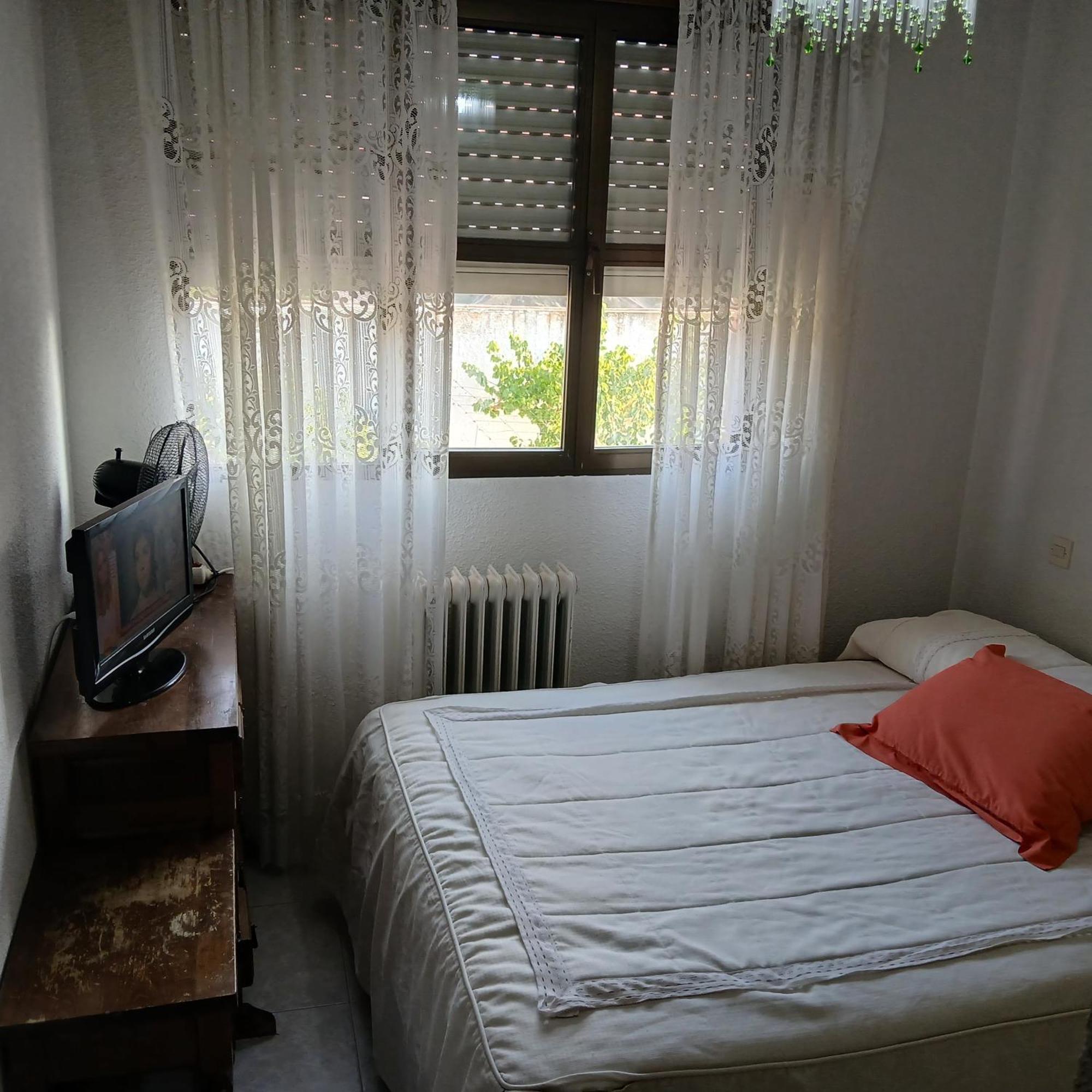 Cuarto Privado Doble En Toledo Bed & Breakfast Luaran gambar